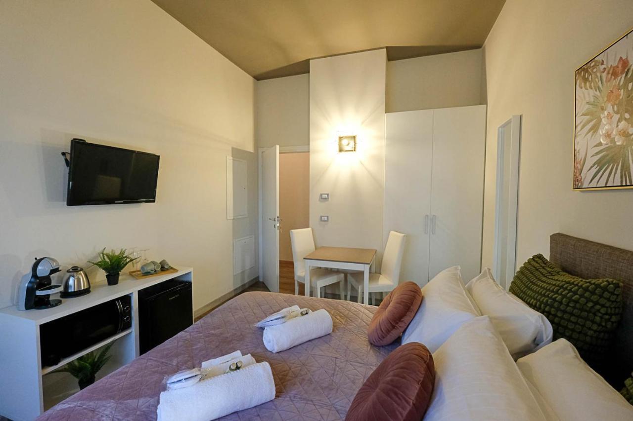 Verona Suites And Rooms Екстериор снимка