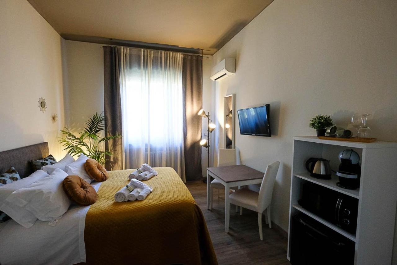 Verona Suites And Rooms Екстериор снимка